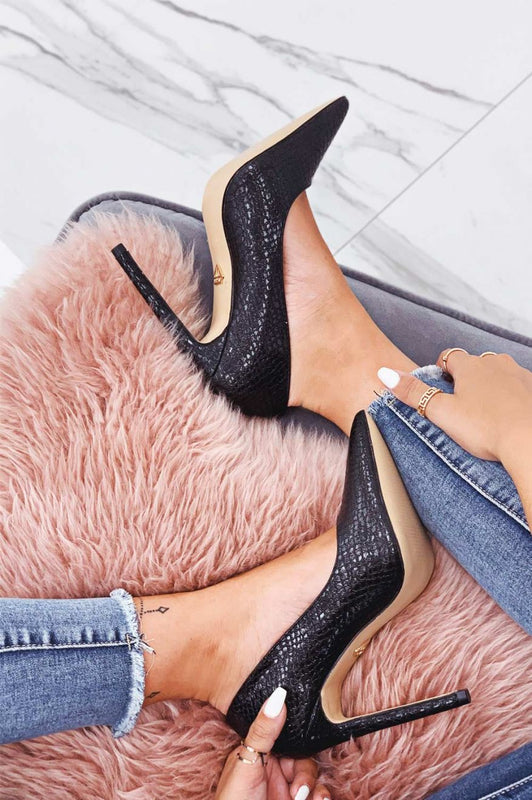 Escarpins noirs effet python à talons hauts