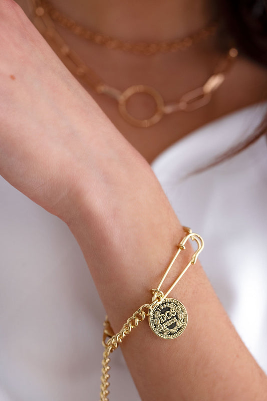 Bracelet en or avec pendentif
