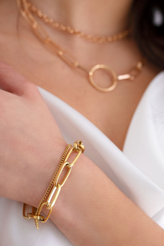 Bracelet en chaîne dorée