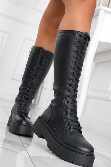 Bottes noires à lacets style militaire